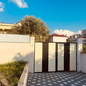View , Tirana Albanien