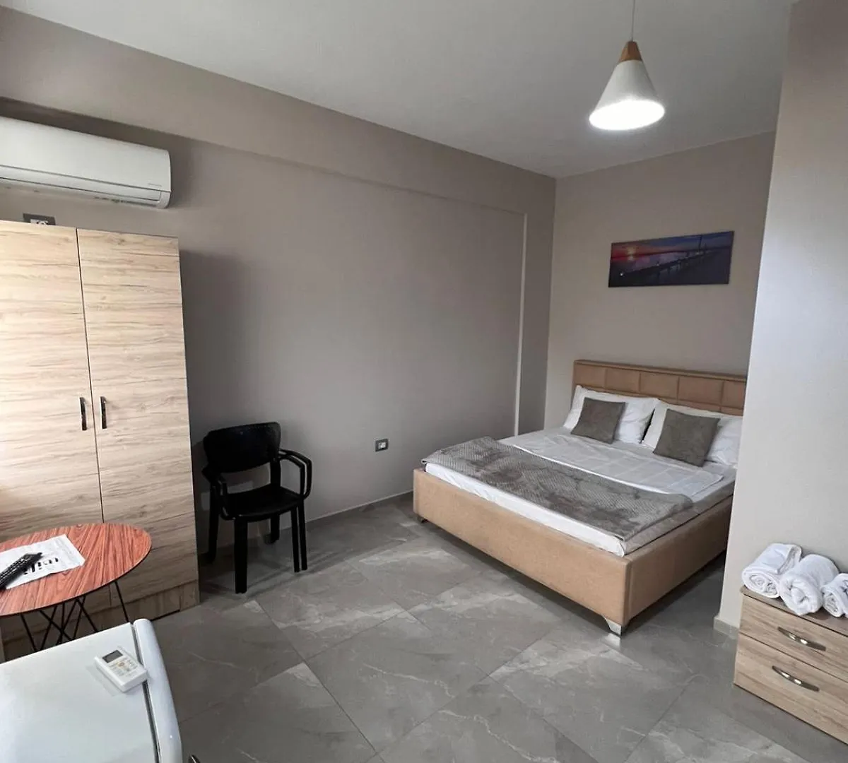 Serene Stay Vlorë 3*,  Albanien
