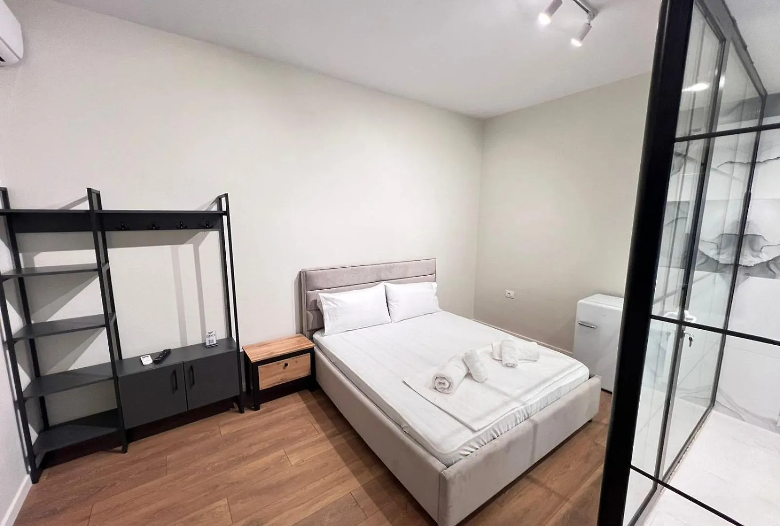 Aparthotel Serene Stay Vlore