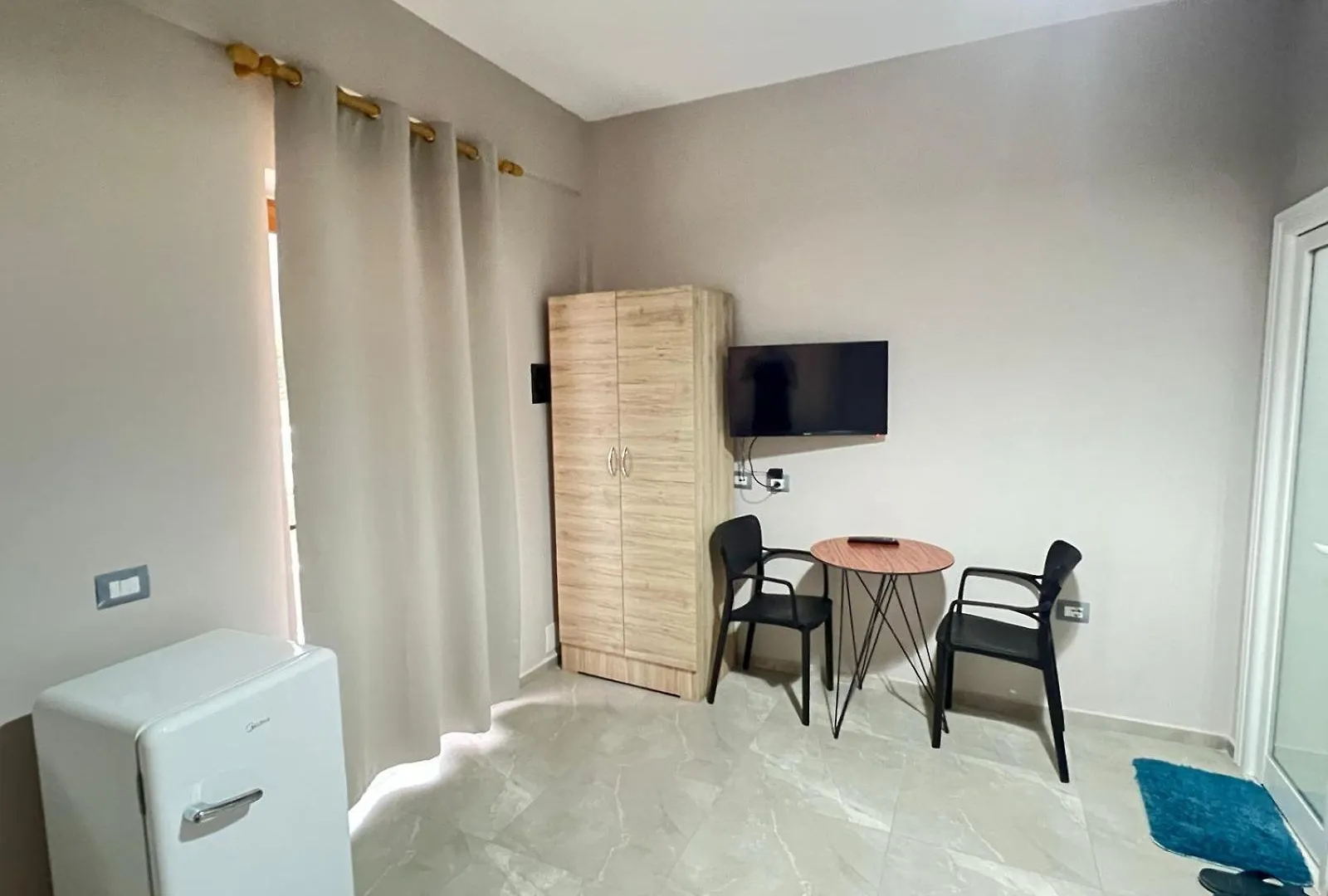 Serene Stay Vlore Aparthotel
